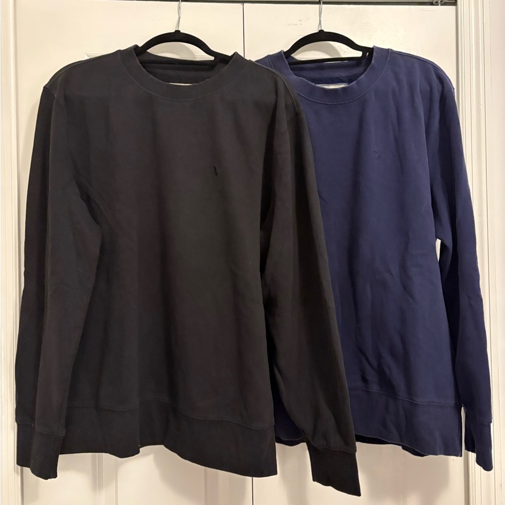 American Eagle Outfitters Black and Navy Crewneck Sweaters